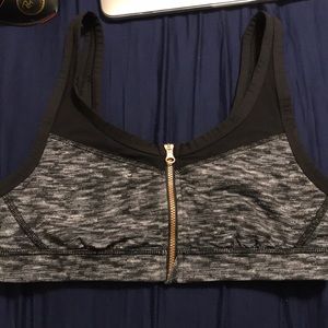 Lululemon sports bra size 8